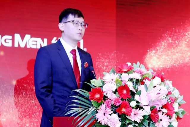 余德君总监代表公司致欢迎辞.jpg