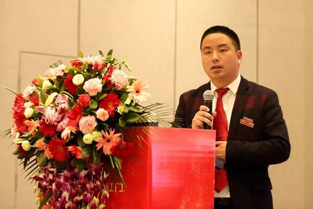 湖北战区司令万勇发言.jpg