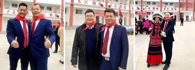 热情的学生为大家系上红领巾.jpg