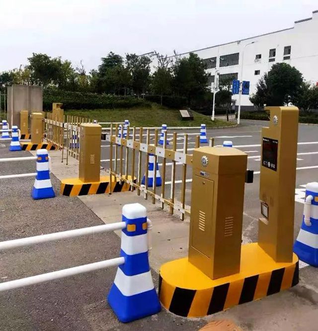 望月南门.jpg