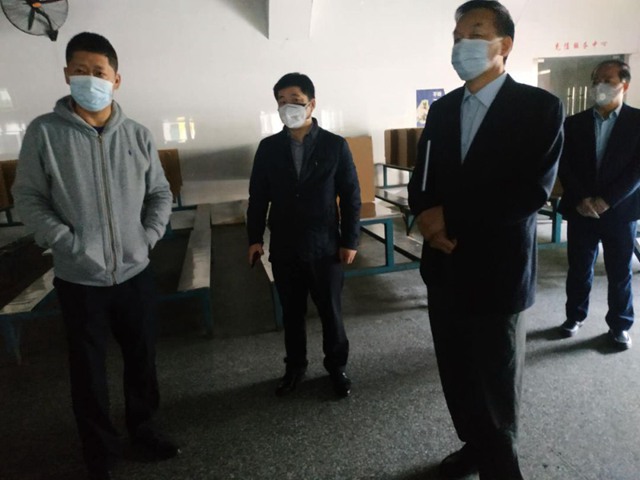 检查园区食堂防疫.jpg
