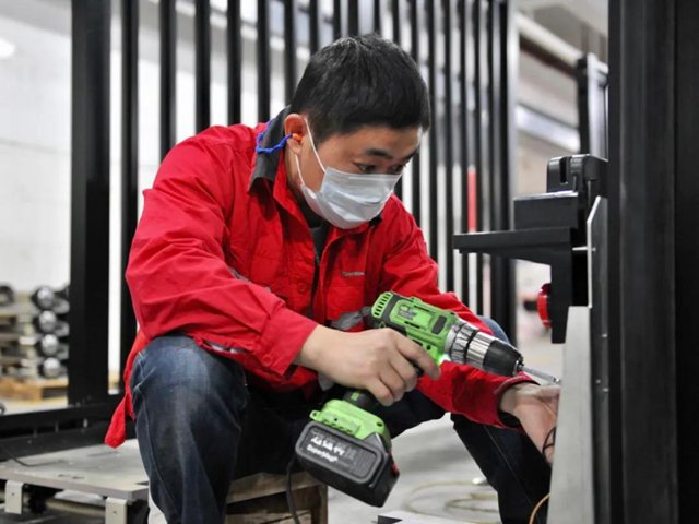 做好防护  安全复工1.jpg
