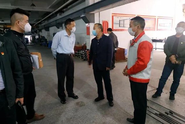 深圳市应急管理局、街道安监办到公司突击检查.jpg 深圳市应急管理局、街道安监办到公司突击检查.jpg