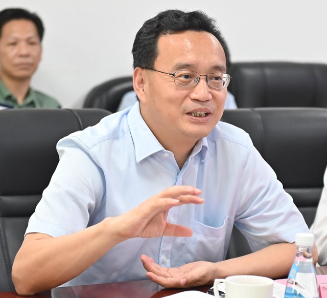 张爱军市长照.jpg