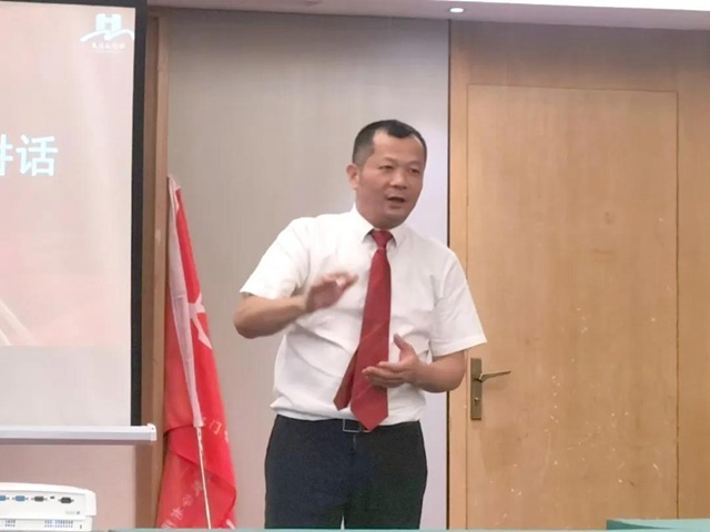 红门董事长余家红先生.jpg