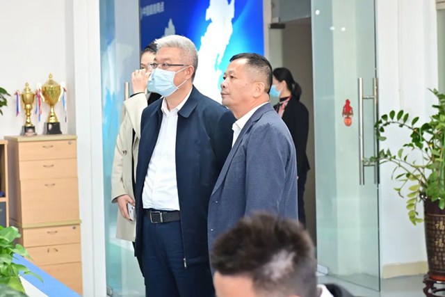 参观红门展厅5.jpg
