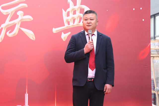 杨雷先生.jpg